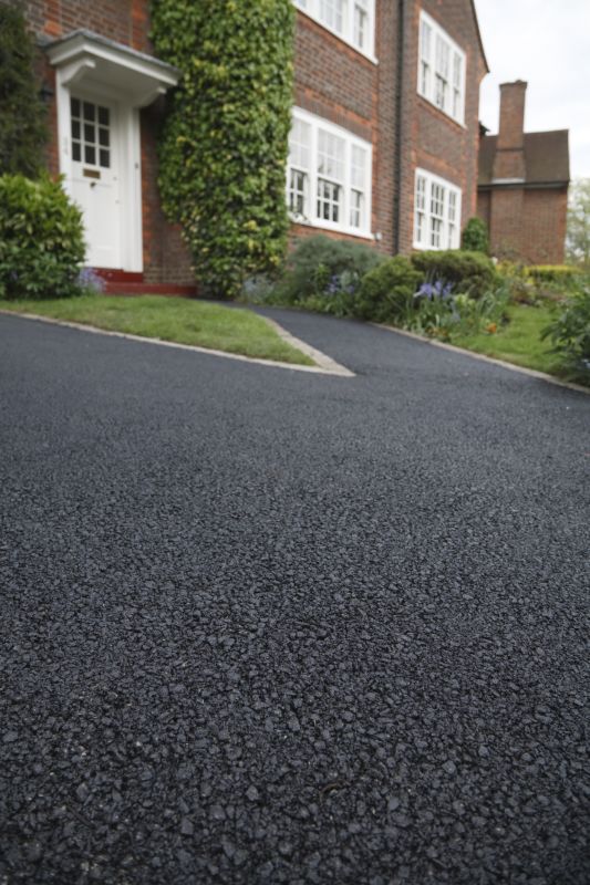 Asphalt Driveway Sealing