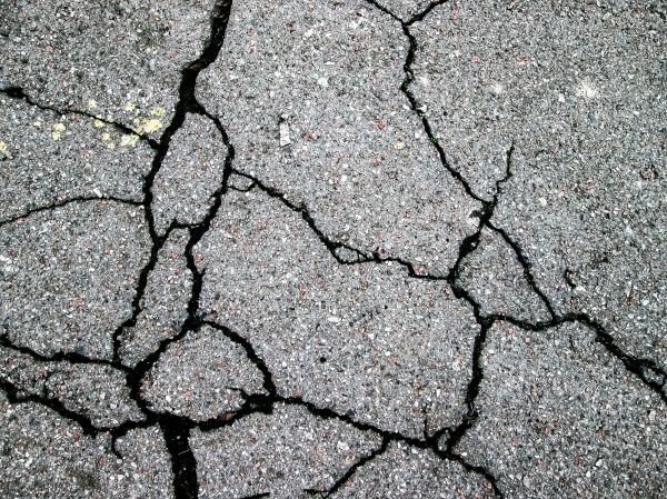 Driveway Crack Filling in Antioch